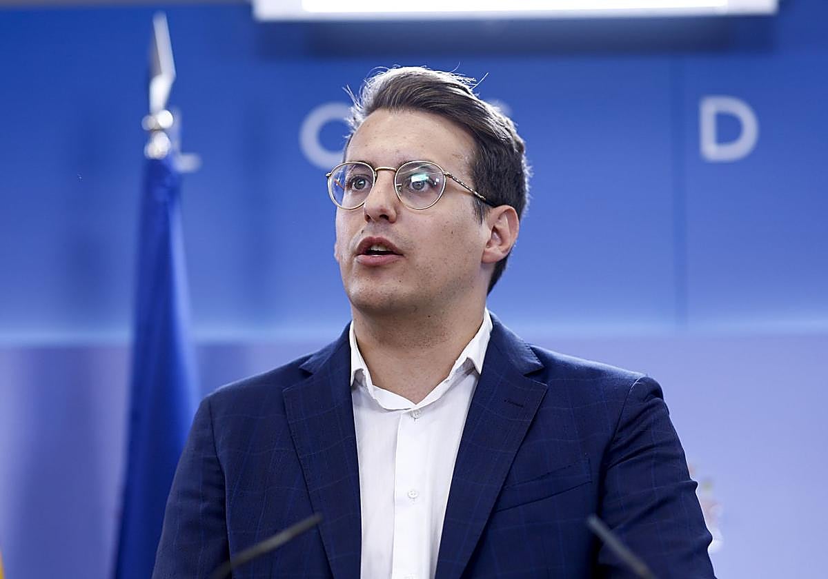 El diputado de la CHA en el grupo parlamentario Sumar, Jorge Pueyo.