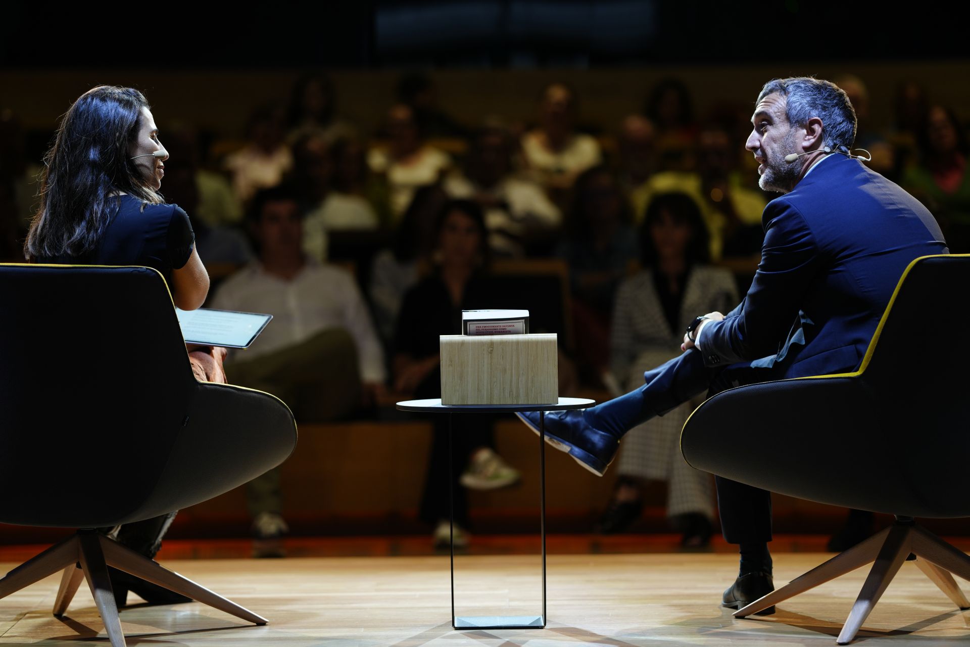 Fernando Belzunce, durante el coloquio con Ana Pastor. 
