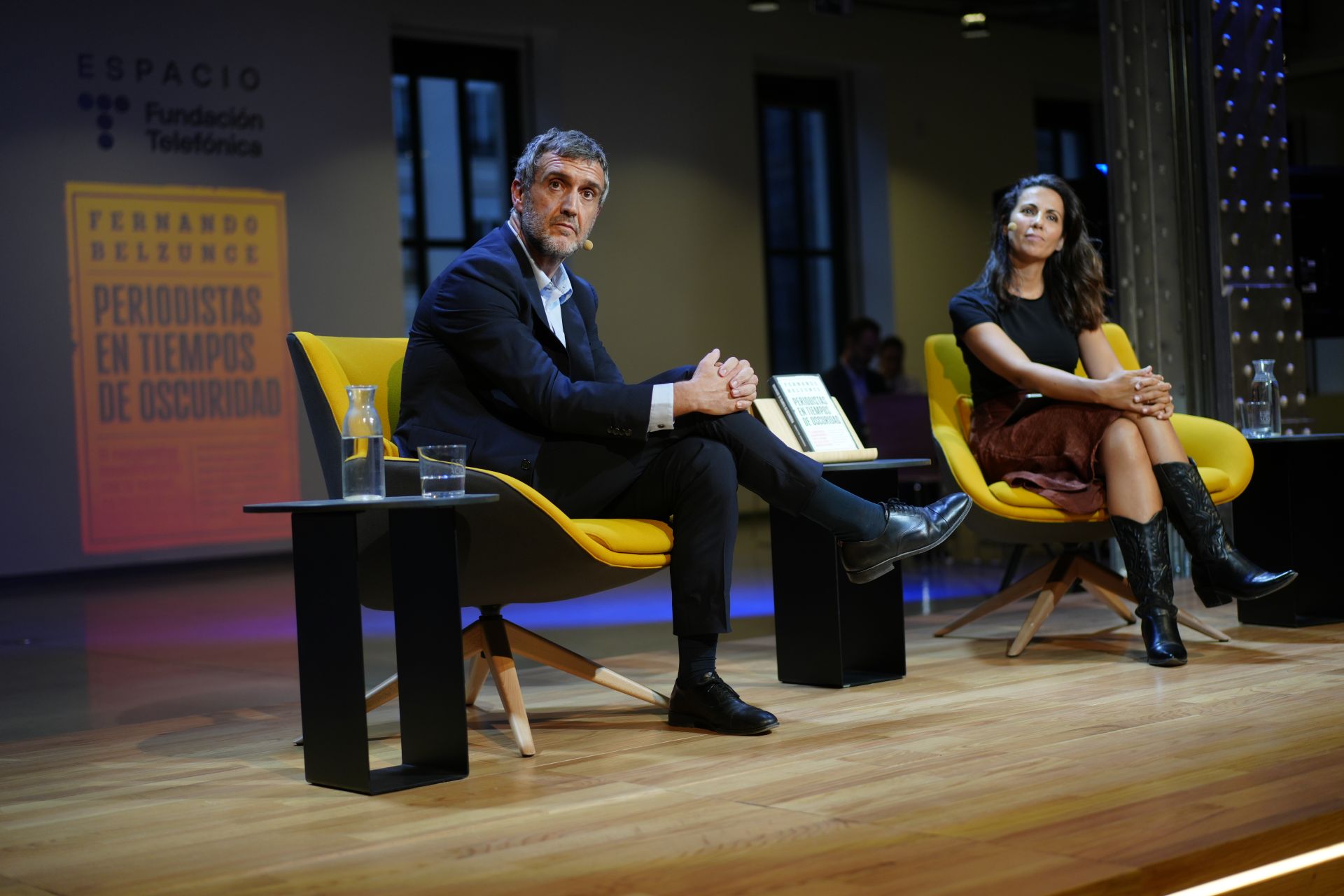 Fernando Belzunce atiende a las preguntas del público. 