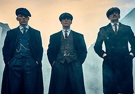 Joe Cole, Cillian Murphy y Paul Anderson, los hermanos Shelby, en una escena de 'Peaky Blinders'.