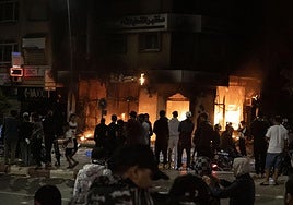 Las protestas en Marruecos se han saldado con dos muertos, casi 300 heridos y 400 detenidos.