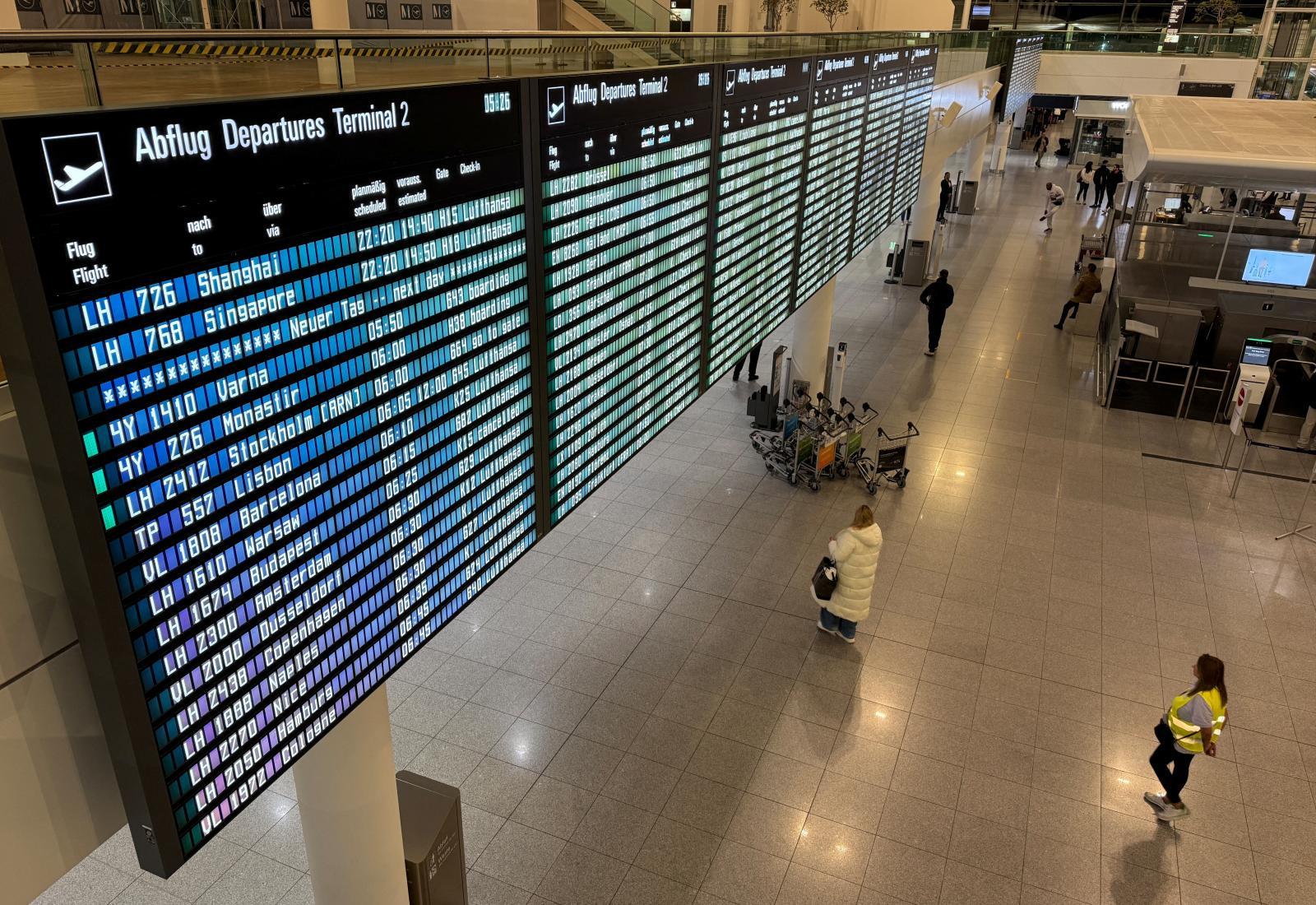 Los drones intrusos interfieren de nuevo en Europa y cierran el aeropuerto de Múnich