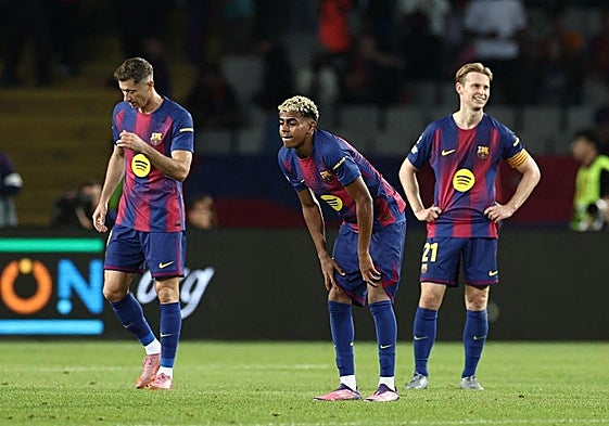 Lamine Yamal, durante el partido ante el PSG.