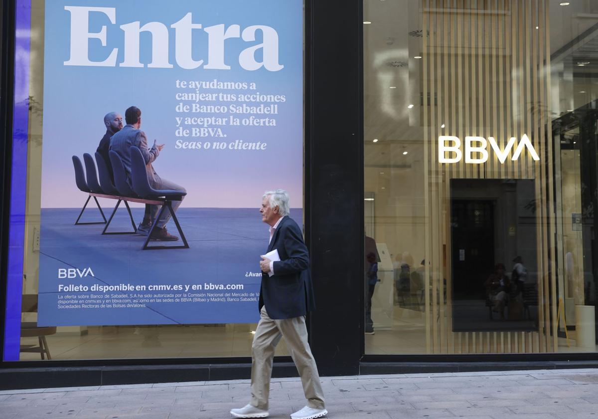 BBVA ve Sabadell, OPA değişiminde kötü uygulamalar için CNMV'ye karşılıklı olarak kınanır