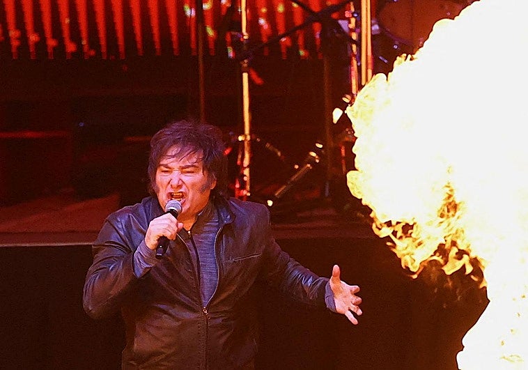 Javier Milei durante su actuación en Buenos Aires.