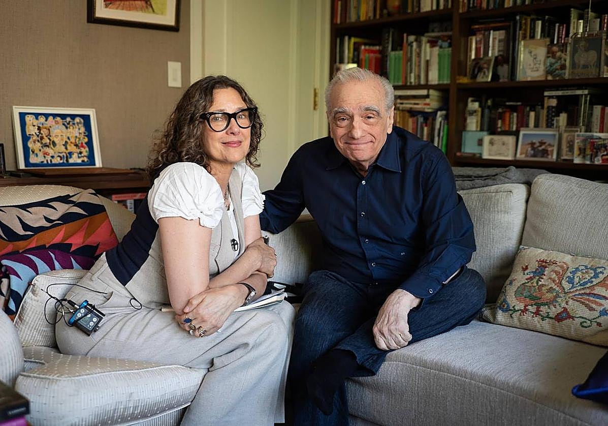 Martin Scorsese con Rebecca Miller, directora del documental de Apple +.