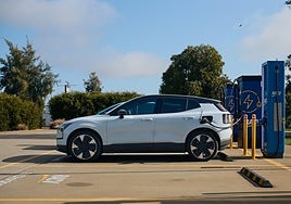 Los puntos de recarga de 50 a 250 kW han registrado un aumento del 77,70%