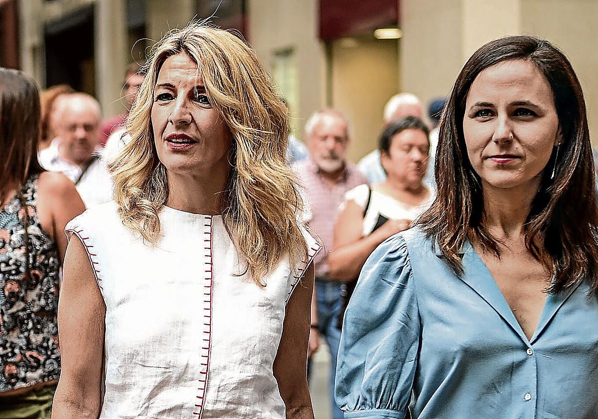 Yolanda Díaz junto a Ione Belarra.