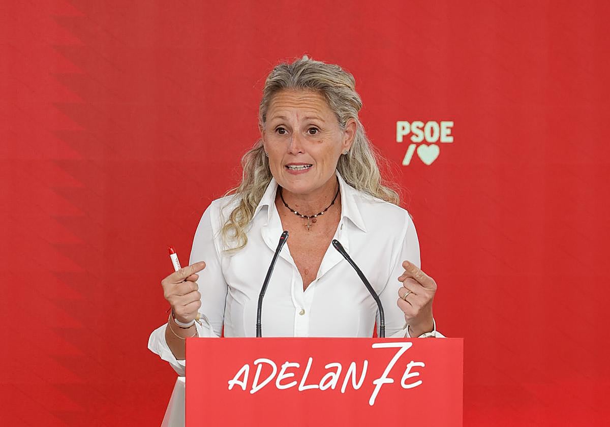 La portavoz de la Ejecutiva del PSOE, Montse Mínguez, este jueves.