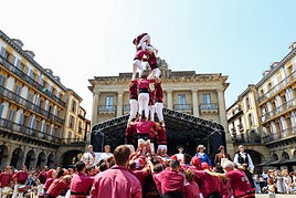 Castelleres en fiestas de Semana Grande.