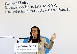 La presidenta de Redeia, Beatriz Corredor, en el acto de presentación de la futura subestación de Oteiza (Navarra).