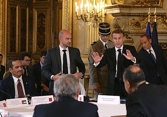 Emmanuel Macron, durante la cumbre celebrada este jueves en París.
