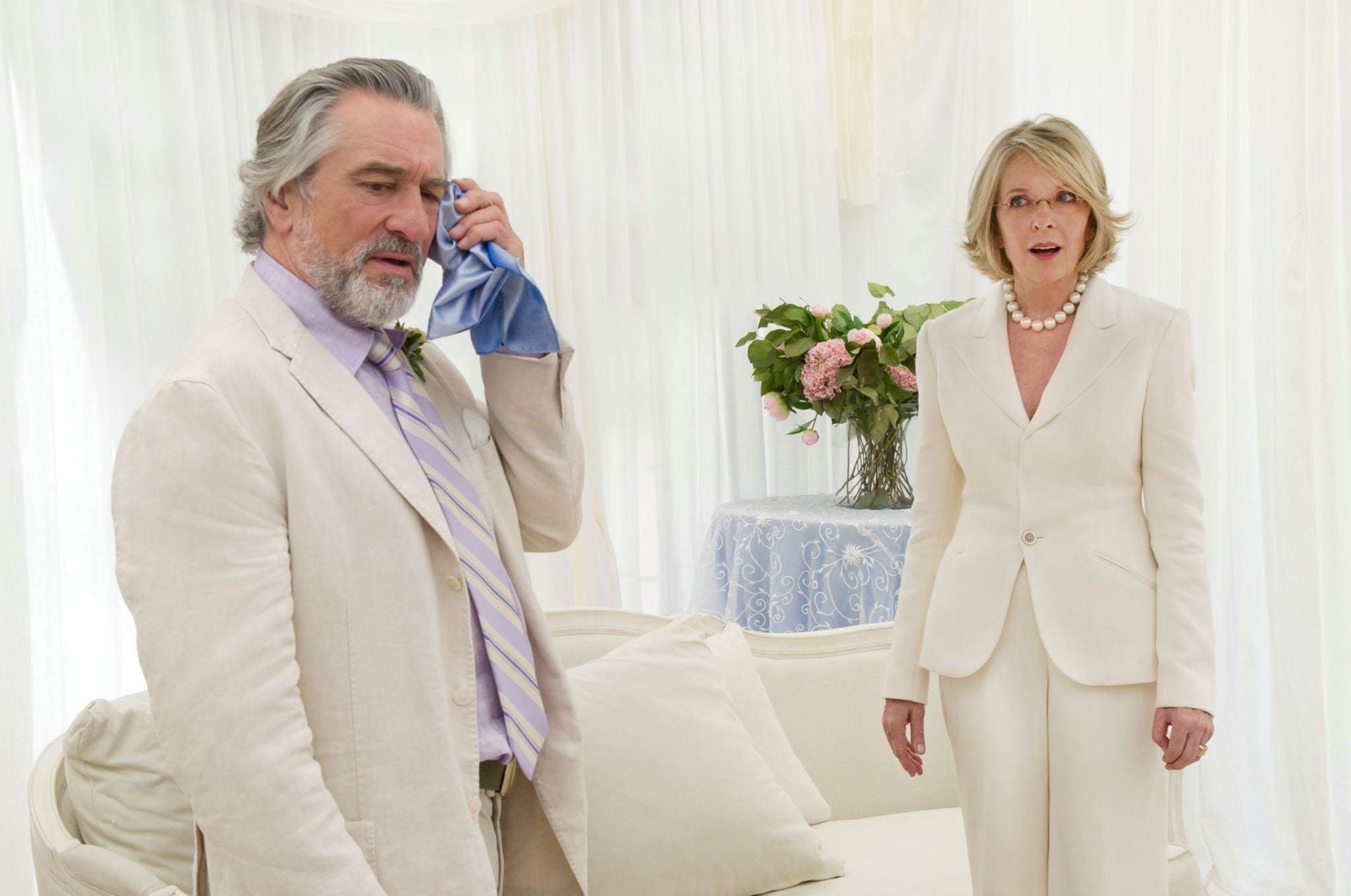 Robert de Niro y Diane Keaton en una escena de La Gran Boda (2013)