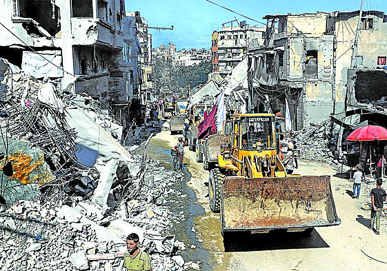 Comienzan los trabajas de desescombro en Gaza.