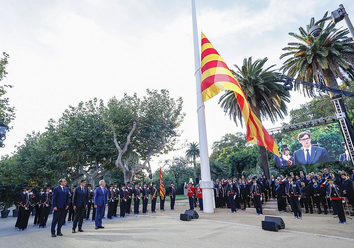 Senyera previa a la última diada.