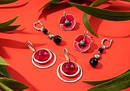 Encuentra los pendientes perfectos para regalar y brillar