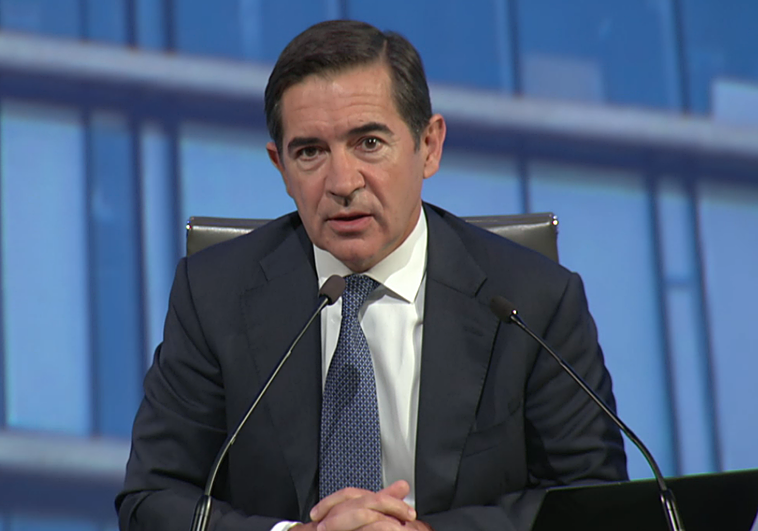 El presidente de BBVA, Carlos Torres, en la rueda de prensa de esta mañana.
