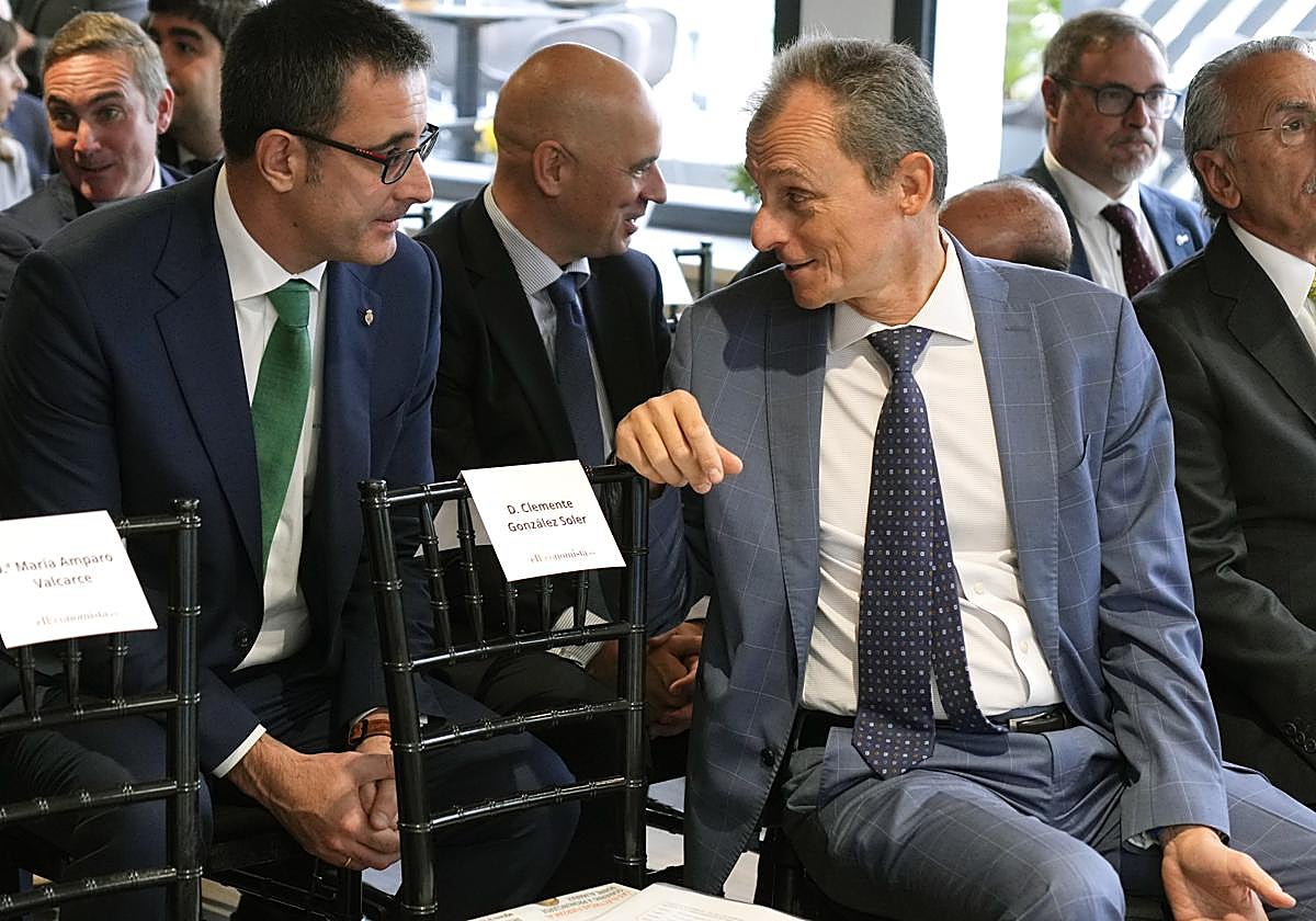 El presidente de Hispasat, Pedro Duque, en el evento de defensa en Madrid.