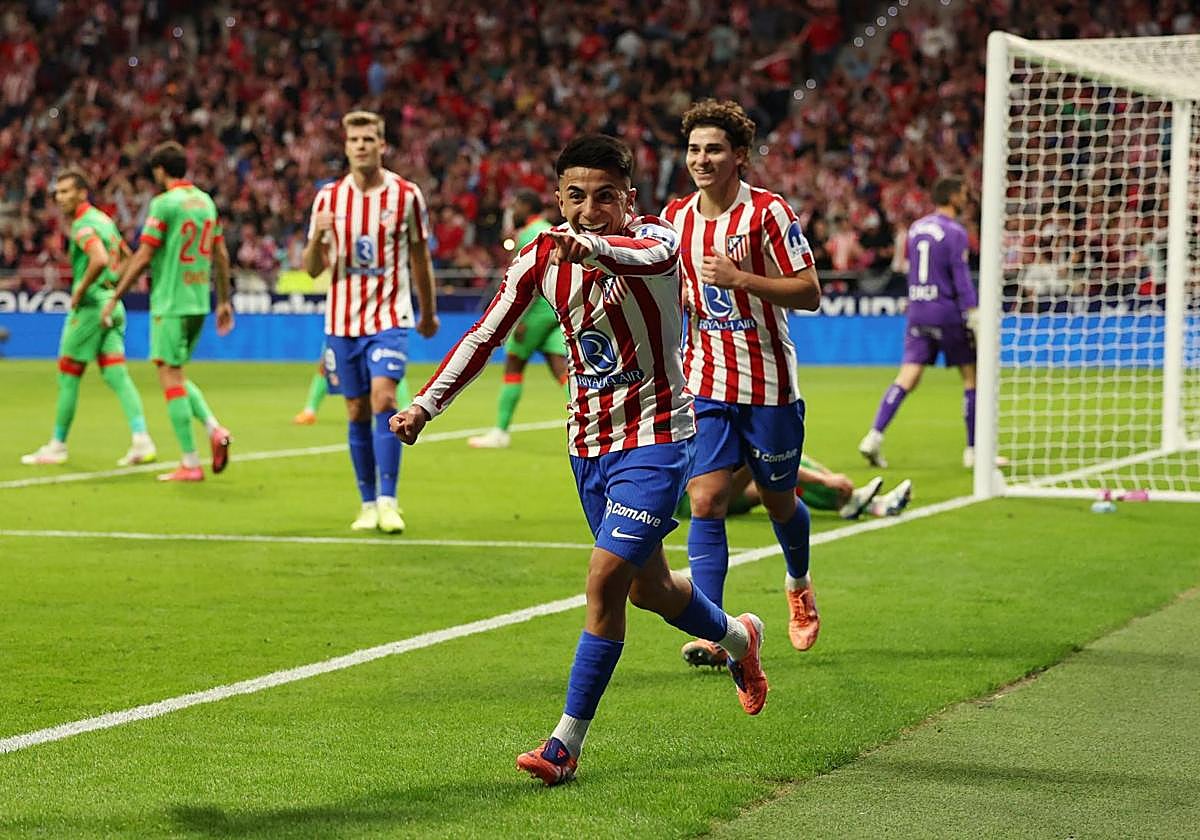 Almada celebra su tanto ante el Osasuna.