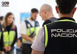 Agentes de la Policía Nacional.