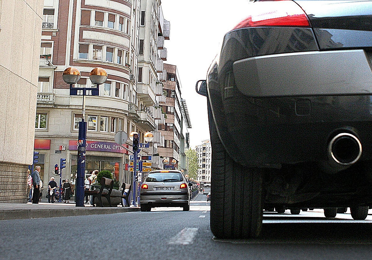 Exhaust gases are the main contributor to ozone pollution.