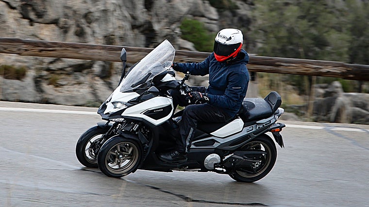 Kymco CV3 575