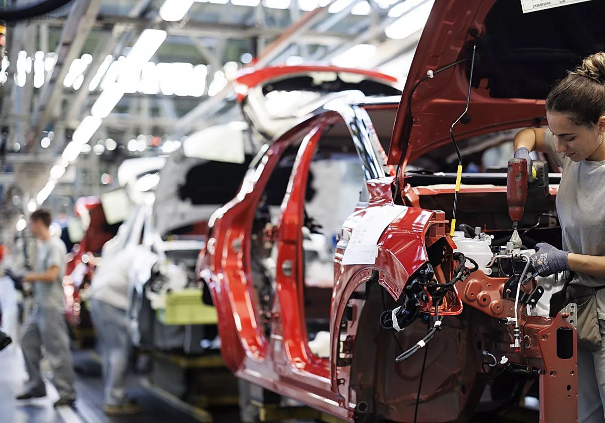 Between 2021 and 2024, the company has achieved a 40% reduction in energy consumption of electricity and gas for each vehicle produced at the Valladolid and Palencia factories.