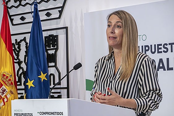 La presidenta de Extremadura, María Guardiola.