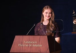 La Princesa de Asturias, Leonor, durante la lectura de su discurso.