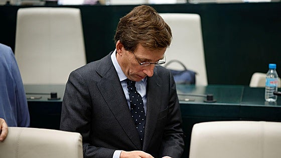 Almeida reconoce que no debió apoyar la iniciativa de Vox sobre el supuesto síndrome posaborto