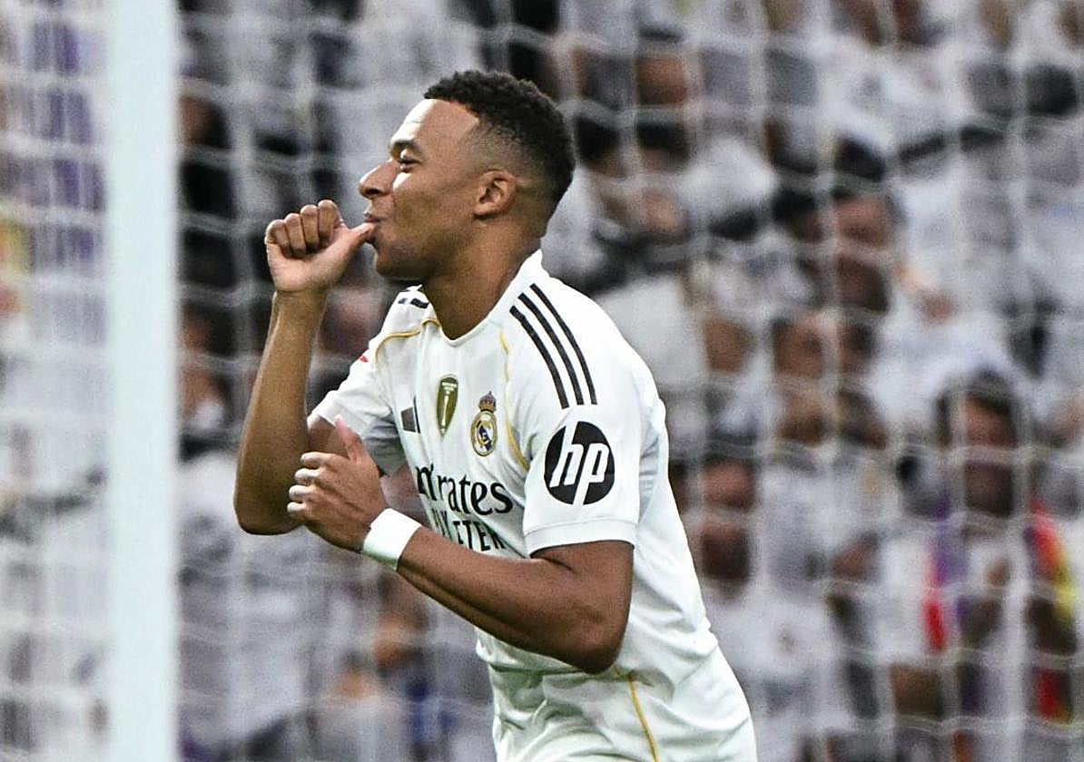 Mbappé celebra el gol en el clásico.