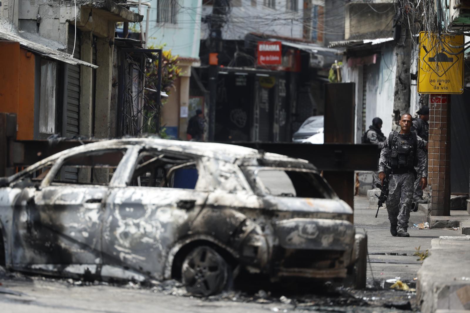 Al menos 64 muertos en las favelas de Río de Janeiro en una macrorredada contra el narcotráfico
