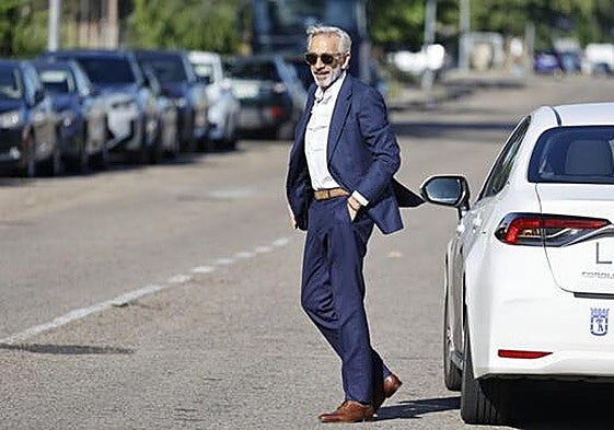 Imanol Arias llega, en la Audiencia de San Fernando de Henares