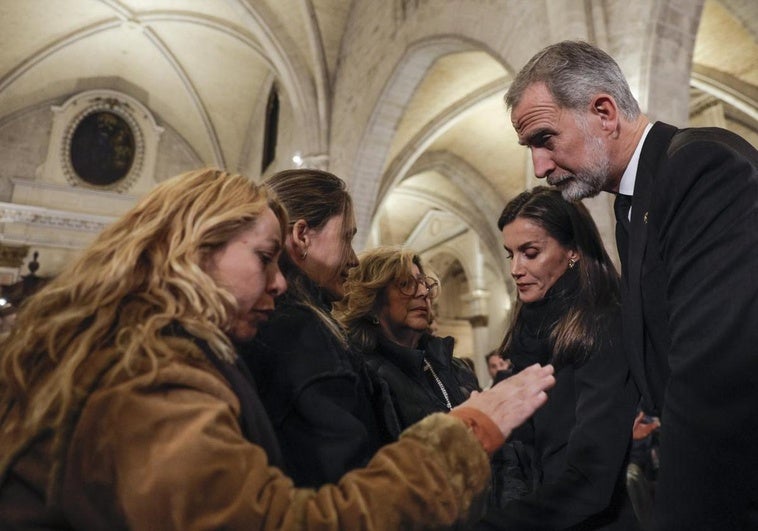 Moncloa rectifica y habrá saludo de los Reyes y Sánchez a familiares de víctimas de la dana