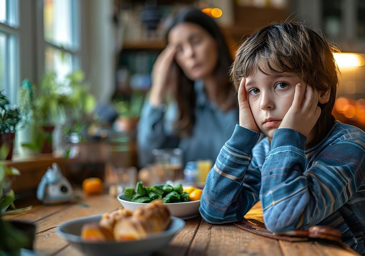 Cuatro cenas distintas en casa: ¿es mejor comer todos lo mismo o hay que hacer 'a la carta'?