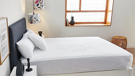 Colchones siempre limpios con estos protectores de cama 90x190 impermeables