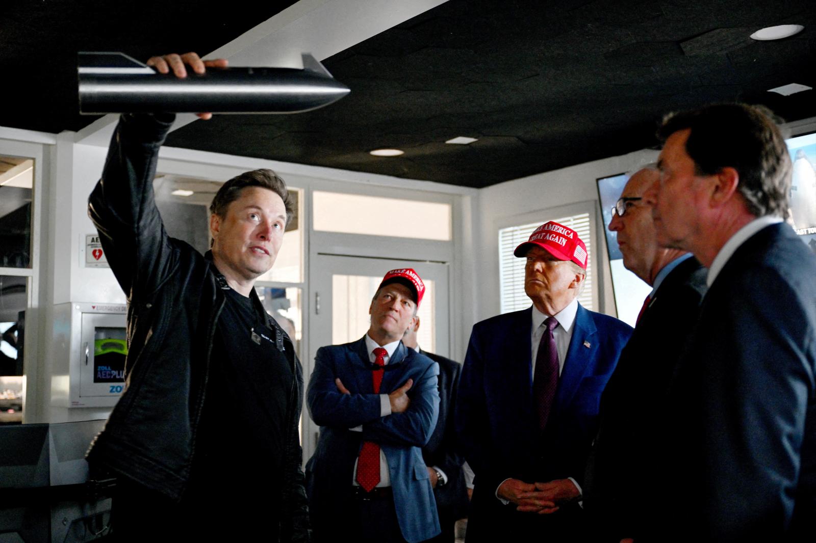 En noviembre, Elon Musk ofreció a Donald Trump una visita guiada a las instalaciones Starbase de SpaceX en Texas.