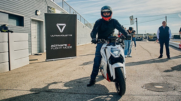 Prueba nueva Ultraviolette F77 Mach 2 y SuperStreet