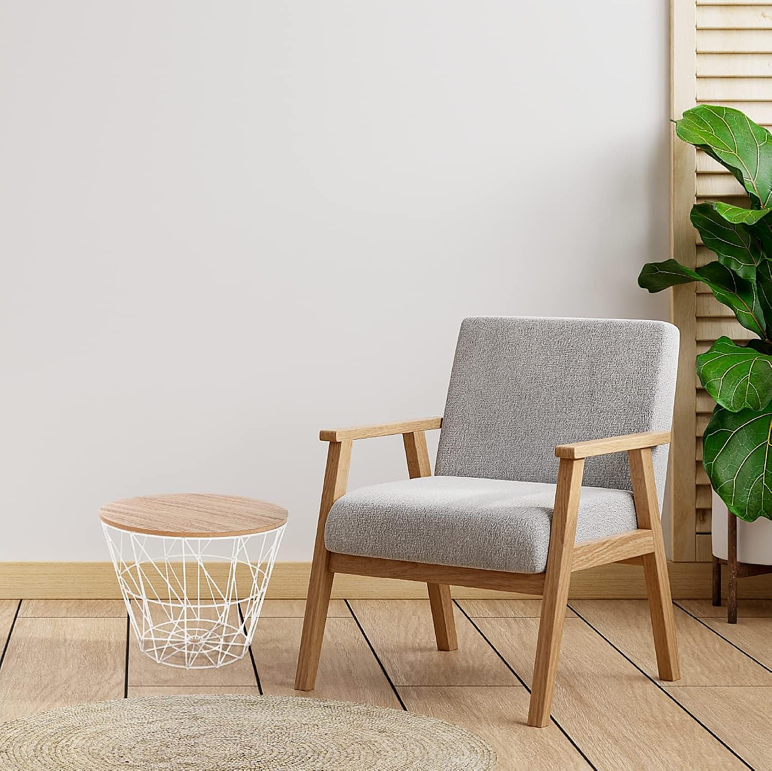 Esta mesita auxiliar de estilo nórdico optimiza el espacio, tiene almacenamiento y decora con estilo