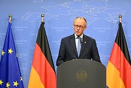 Friedrich Merz, durante una reciente rueda de prensa al término de una asamblea europea.