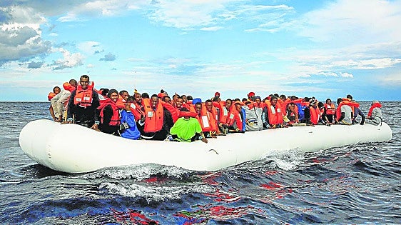 Italia renueva por tres años el polémico acuerdo migratorio con Libia
