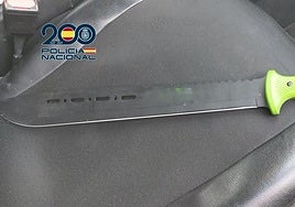 El machete que empuñó el hombre.