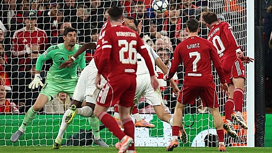 Así hemos narrado la derrota del Real Madrid en Anfield