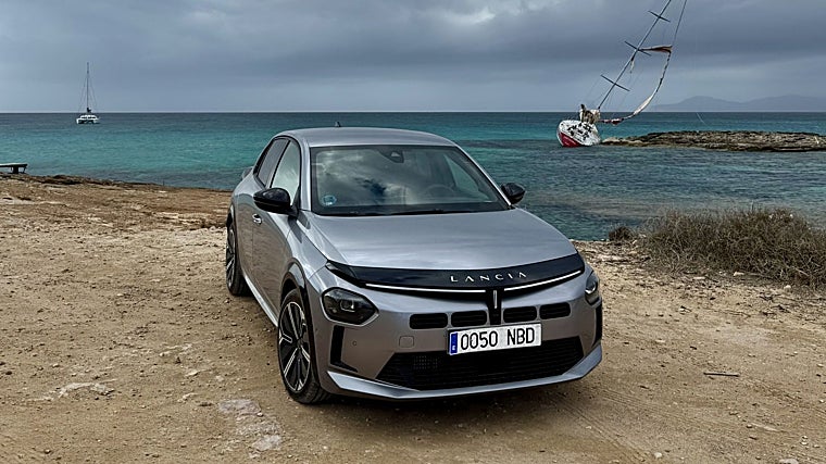 Lancia Ypsilon Ibrida