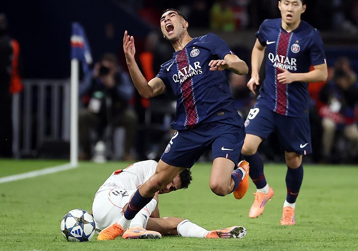 Momento en el que se produjo la escalofriante entrada de Luis Díaz a Achraf Hakimi.