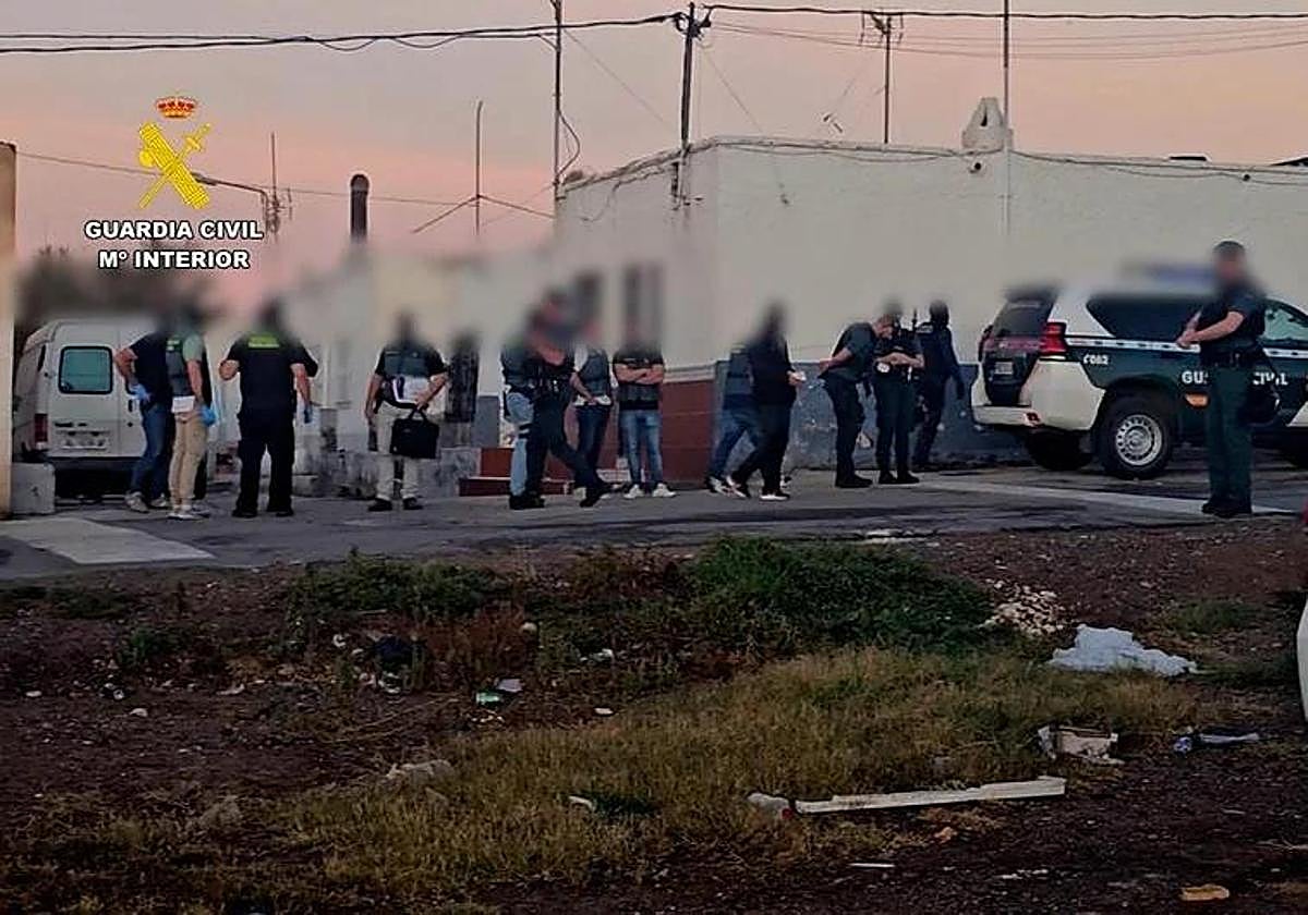 Operación con cuatro detenidos en La Mojonera