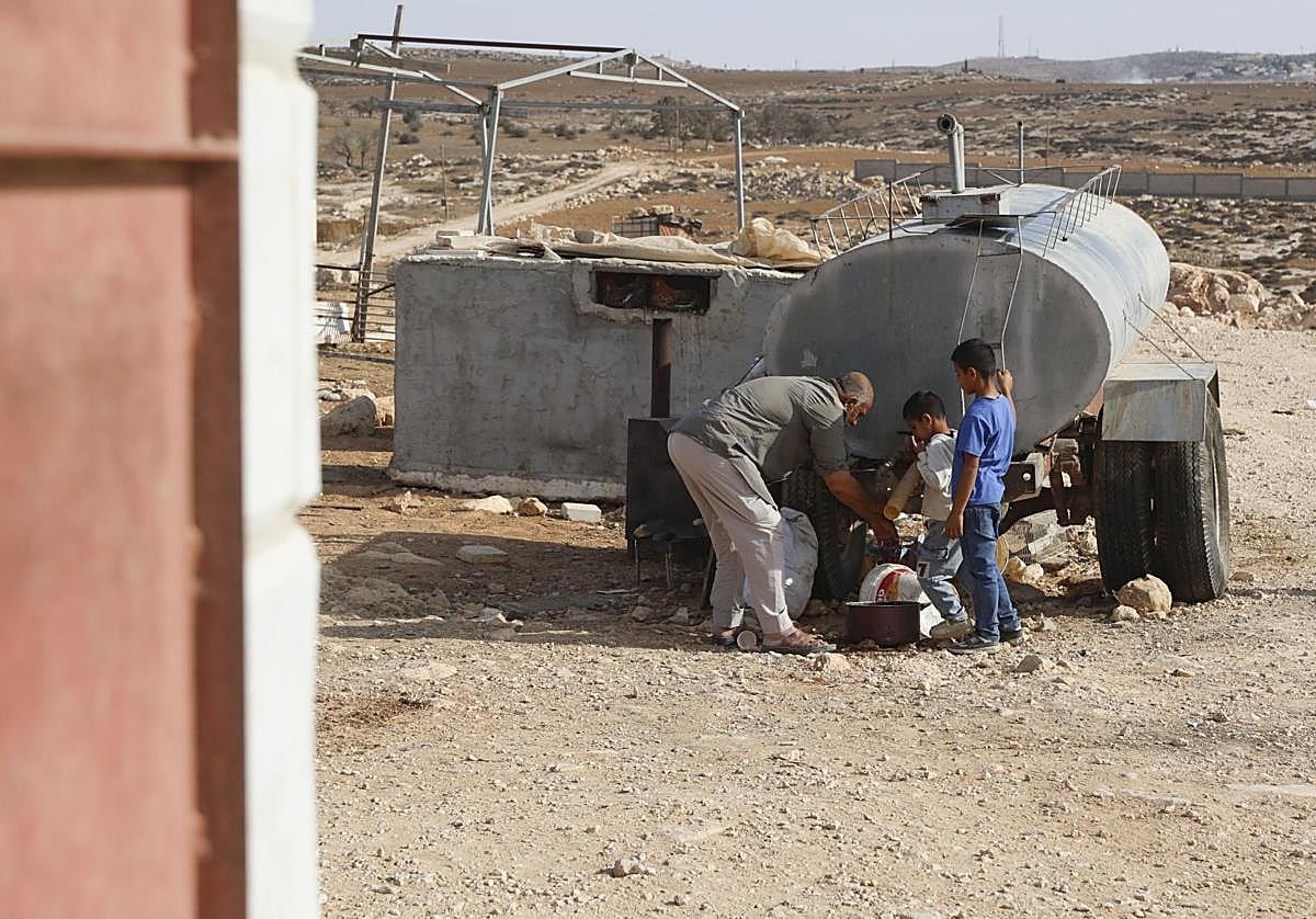 Una de las familias palestinas que han denunciado en las últimas semanas la violencia de los colonos.