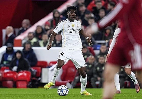 Aurelien Tchouaméni en la derrota en Anfield.