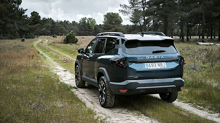 Mide 4,57 metros, 23 centímetros más que el Duster