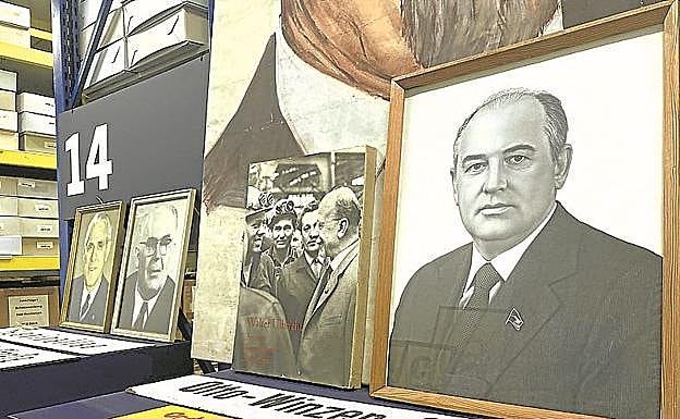 En el museo abundan las imágenes de líderes políticos.